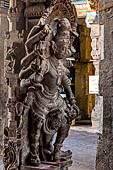 The great Chola temples of Tamil Nadu - The Kumbheshvara temple of Kumbakonam. 